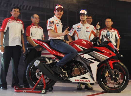 Gaya Marquez dan Pedrosa bersama All New Honda CBR150R di Sentul