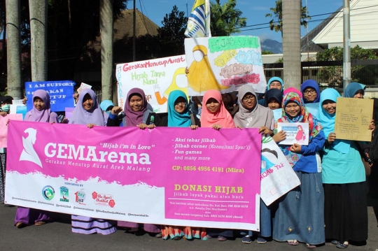 Aksi puluhan hijaber di Malang tolak perayaan Valentine