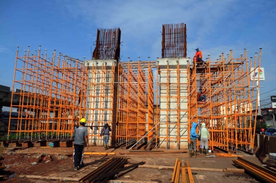 Tahun depan proyek Tol Becakayu rampung