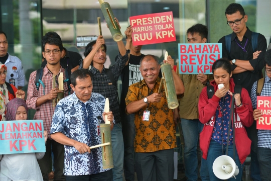 Pukul kentongan, pimpinan KPK dan aktivis kompak tolak RUU