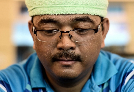 Susah payah polisi gendut Malaysia kuruskan badan demi naik jabatan