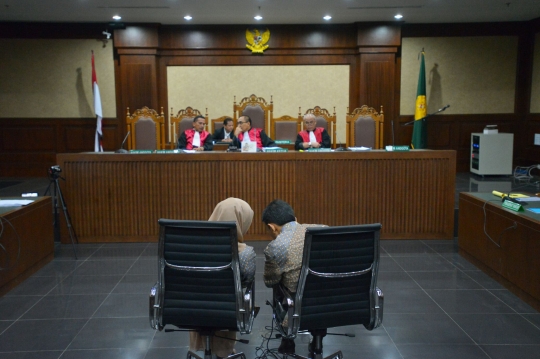 Kasus suap PTUN, Gubernur Sumut dituntut 4,5 tahun penjara