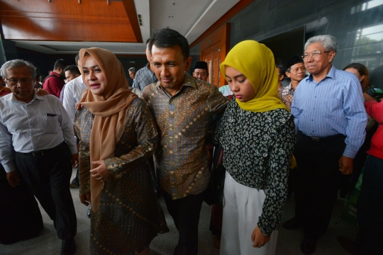 Kasus suap PTUN, Gubernur Sumut dituntut 4,5 tahun penjara