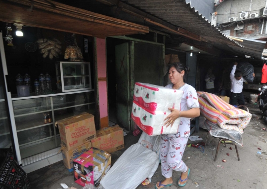 Warga Kalijodo mulai kosongkan rumah jelang penertiban