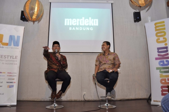 Keakraban Ridwan Kamil di malam 'ngariung' merdeka.com