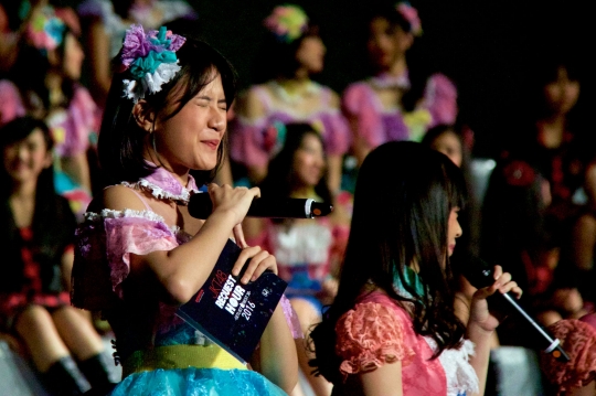 Melihat serunya konser JKT48 Request Hour 2016