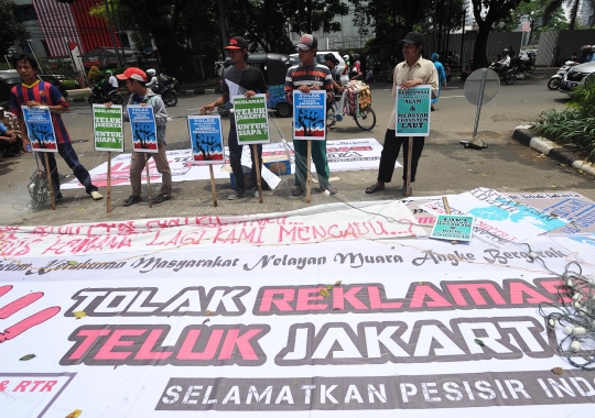 Nelayan Muara Angke demo tolak reklamasi Teluk Jakarta