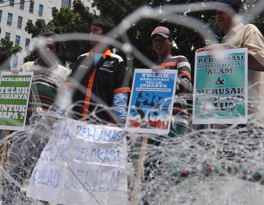 Nelayan Muara Angke demo tolak reklamasi Teluk Jakarta