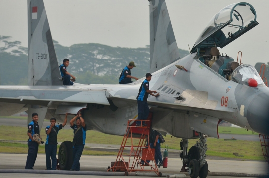 Jelang KTT OKI, jet Sukhoi siaga di Lanud Halim