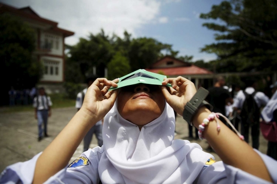 Antusias sambut GMT, siswa Ternate bikin alat pelindung mata sendiri