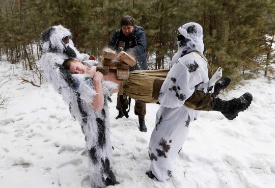 Pemuda Serbia dilatih untuk bantu tugas militer