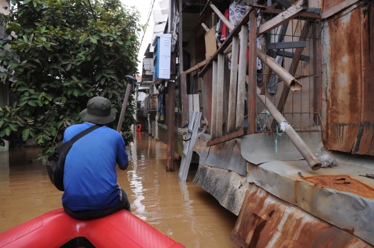 Parahnya banjir kiriman Bogor rendam kawasan Kalibata