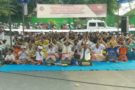 Kemeriahan upacara Tawur Kesanga sambut Nyepi di Kediri