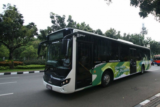 Ini bus mewah pengganti metromini