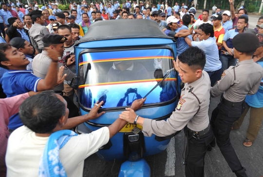 Polisi amankan aksi sweeping para sopir taksi dan bajaj
