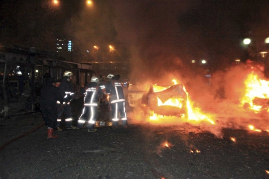 Suasana tragis saat bom mobil guncang Turki