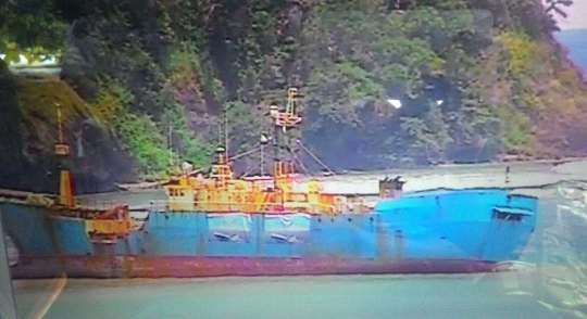 Detik-detik kapal MV Viking diledakkan Menteri Susi