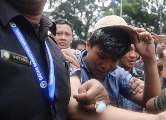 Bupati Ogan Ilir digelandang ke kantor BNN