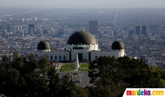Foto : Menikmati pesona Kota Los Angeles dari puncak 