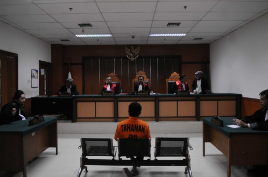 Simpatisan ISIS Daeng Stanzah diadili dalam sidang vonis