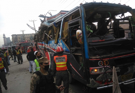 Bus rombongan pemerintah Pakistan dibom, 10 orang tewas