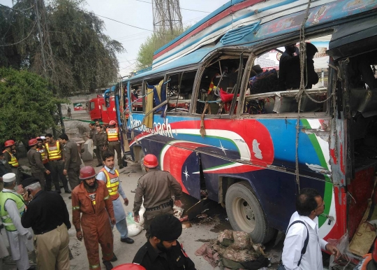 Bus rombongan pemerintah Pakistan dibom, 10 orang tewas