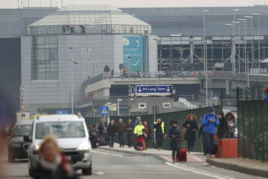 Begini hancurnya bandara dan stasiun di Belgia usai dibom