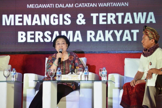 Buku kisah perjuangan Megawati ini dilelang dua miliar