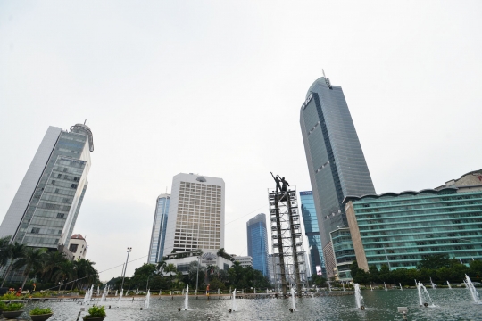 Kawat dan penyangga siap amankan Monumen Selamat Datang dari bor MRT