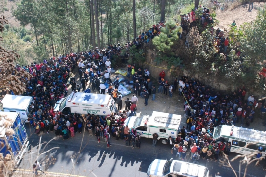 Bus di Guatemala terjun ke jurang 200 meter, 19 orang tewas