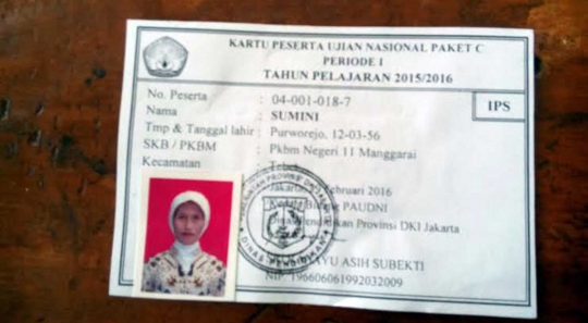 Semangat nenek 56 tahun ikuti Ujian Nasional paket C