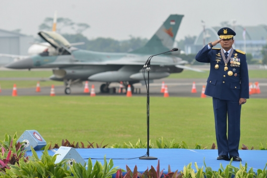 Kasau Agus Supriatna pimpin upacara HUT ke-70 TNI AU