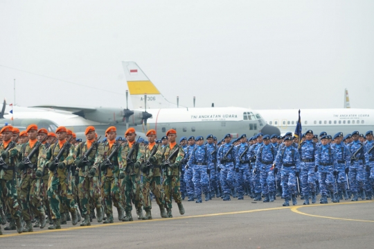 Kasau Agus Supriatna pimpin upacara HUT ke-70 TNI AU