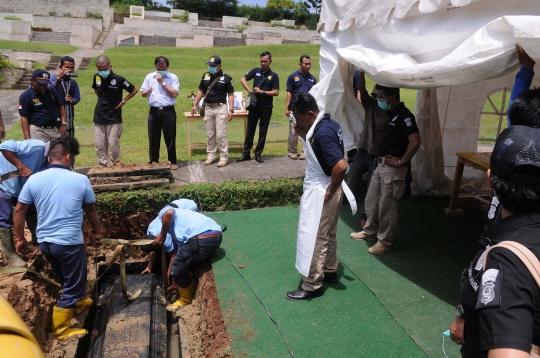 Pembongkaran makam siswi SD Global Sevilla yang tewas tenggelam