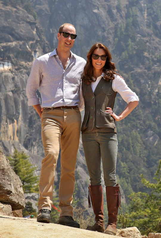 Kemesraan Pangeran William & Kate Middleton mendaki ke Paro Taktsang