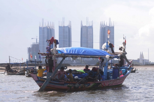 Ribuan nelayan 'segel' Pulau G di Teluk Jakarta