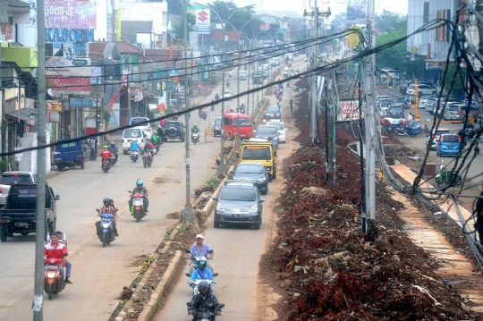 Lambatnya pembangunan jalan di Pamulang