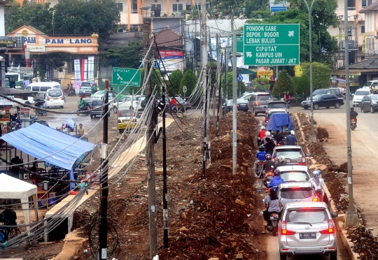 Lambatnya pembangunan jalan di Pamulang