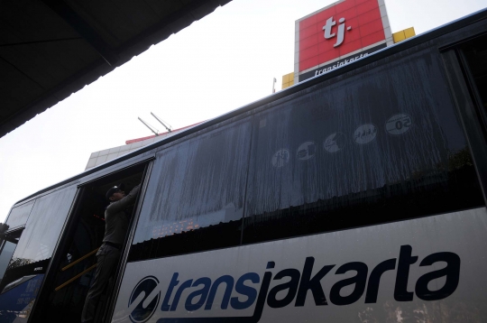 600 Bus Transjakarta Scania & Hino baru siap manjakan warga Ibu Kota