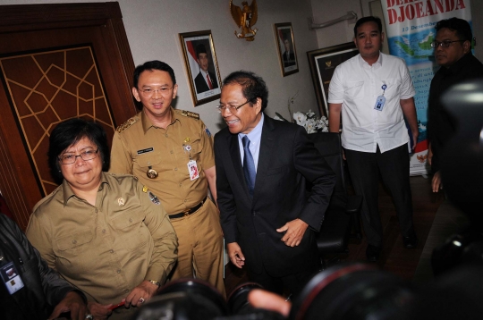 Ahok dan Menteri Siti sambangi kantor Menko Maritim