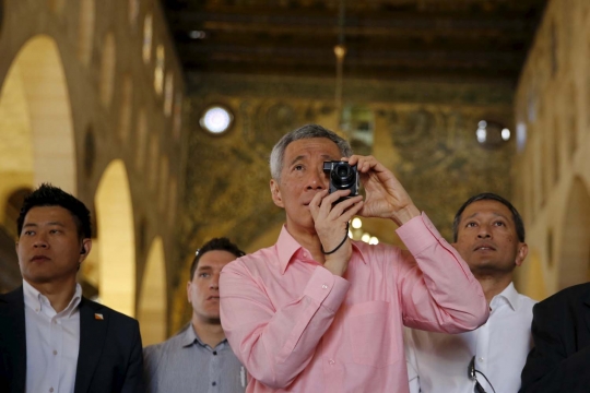Ekspresi PM Singapura terpukau lihat jejak Isra Mikraj