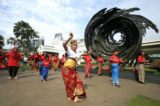 HUT Museum Nasional, 1.000 penari flashmob bareng