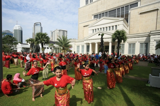 HUT Museum Nasional, 1.000 penari flashmob bareng