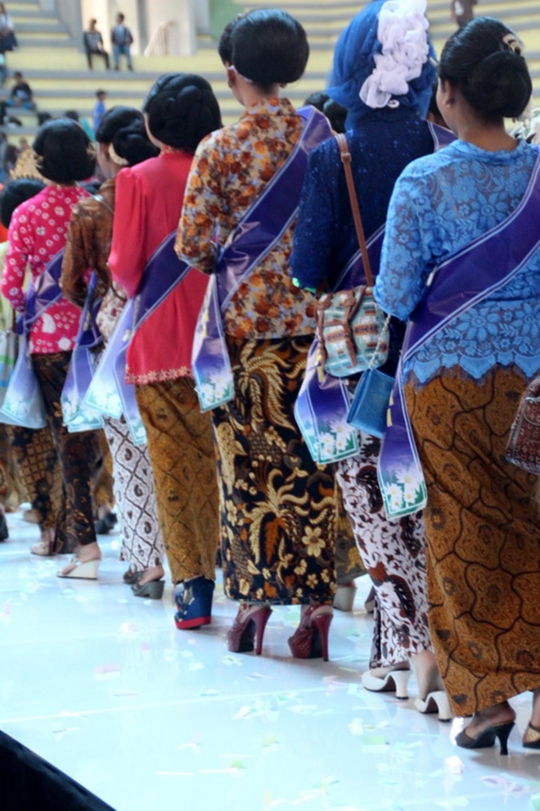 Rekor, 11.029 perempuan semarakkan peringatan Hari Kartini di Kediri