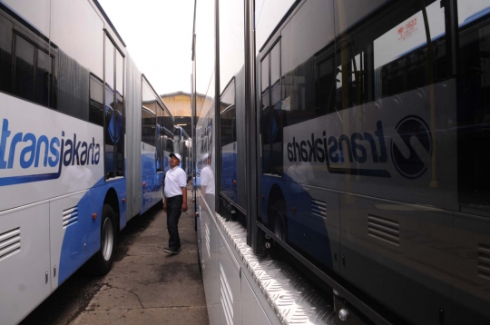 Gabung ke Transjakarta, Mayasari Bakti sumbang puluhan bus Scania