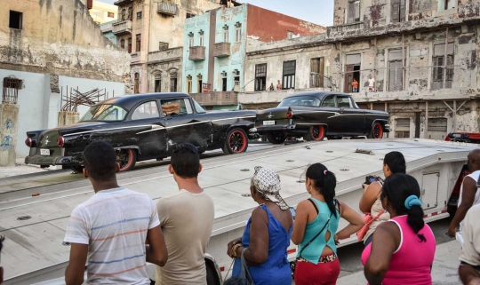 Mengintip pembuatan film Fast and Furious 8 di Kuba