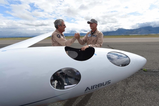Ini pesawat tanpa mesin buatan Airbus yang siap ke luar angkasa