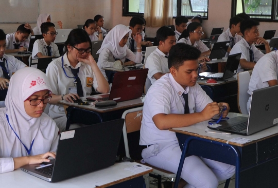 Begini suasana UN berbasis komputer di sejumlah SMP DKI Jakarta