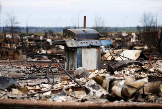 Dahsyatnya kebakaran lahap 1.600 rumah di Kanada