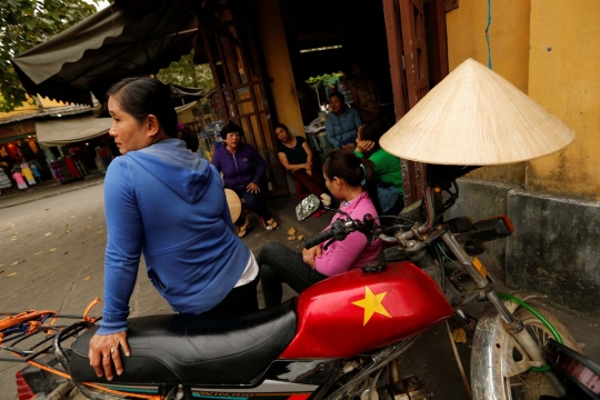 Mengenal Non La, topi caping simbol kaum buruh di Vietnam